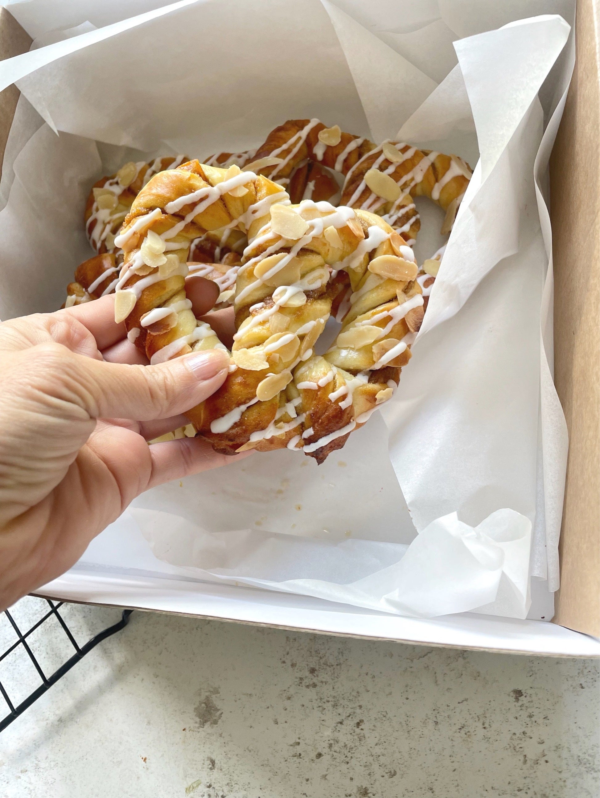Sweet Pretzels MilsTone Biscuits