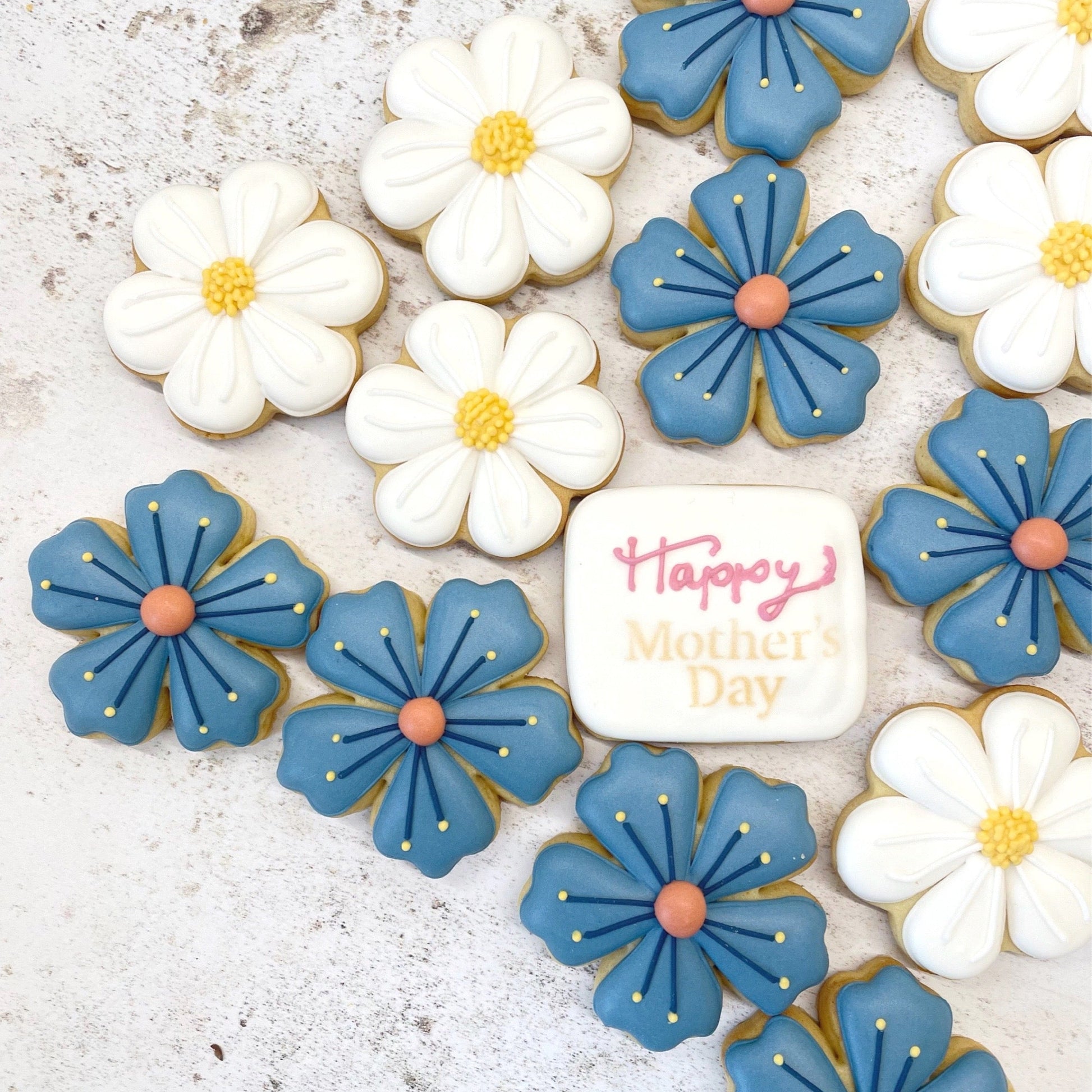 Mini Blossom Mother’s Day biscuits – hand-iced floral cookies gift for Mum