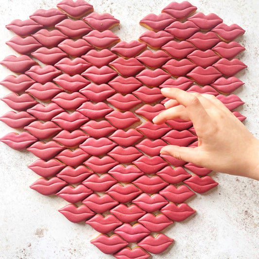 Kiss Iced Biscuits MilsTone Biscuits