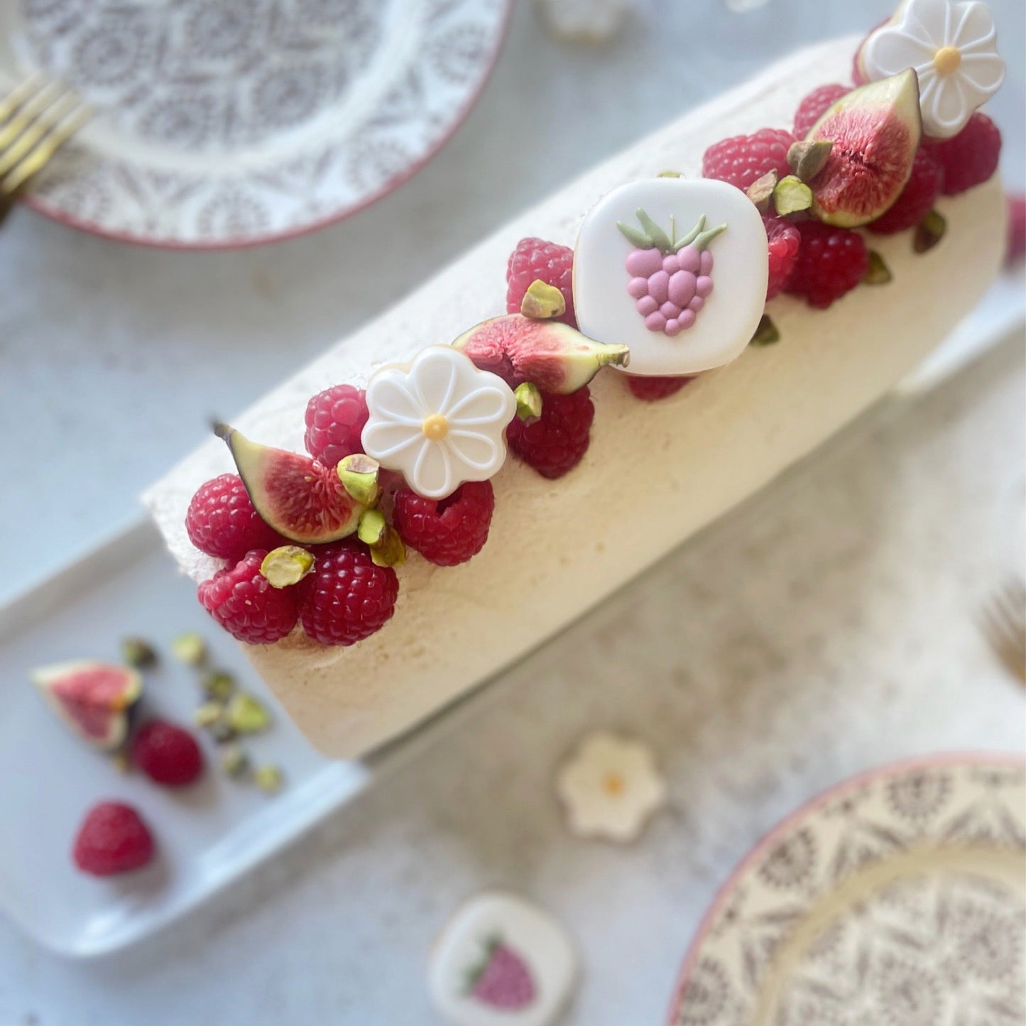 Celebrational Biscuit Cake