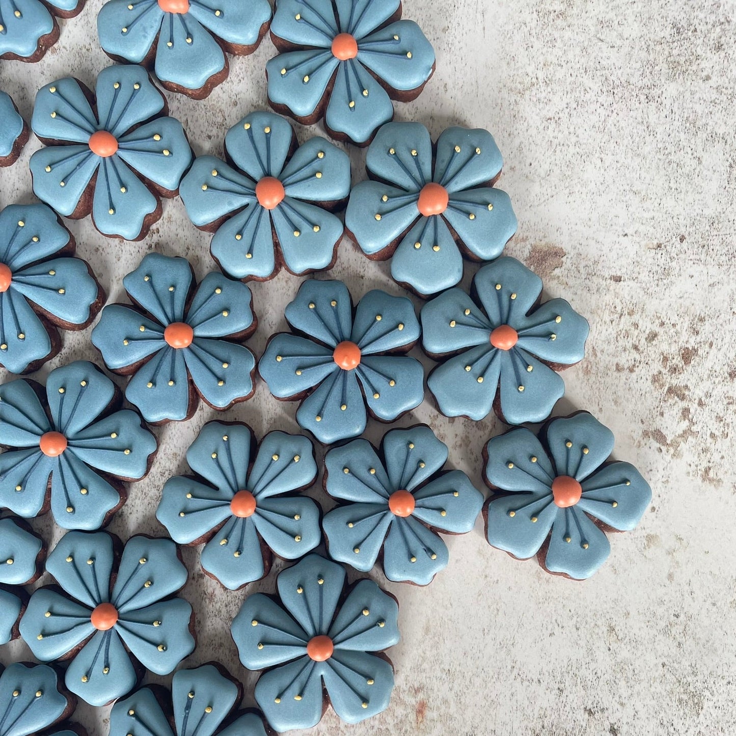 Mini Blossom Flower Biscuits MilsTone Biscuits