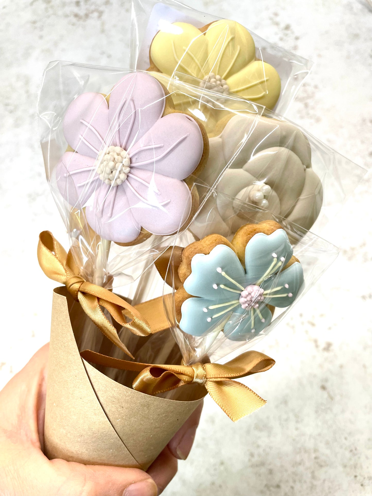 Flowers biscuits (on sticks) MilsTone Biscuits